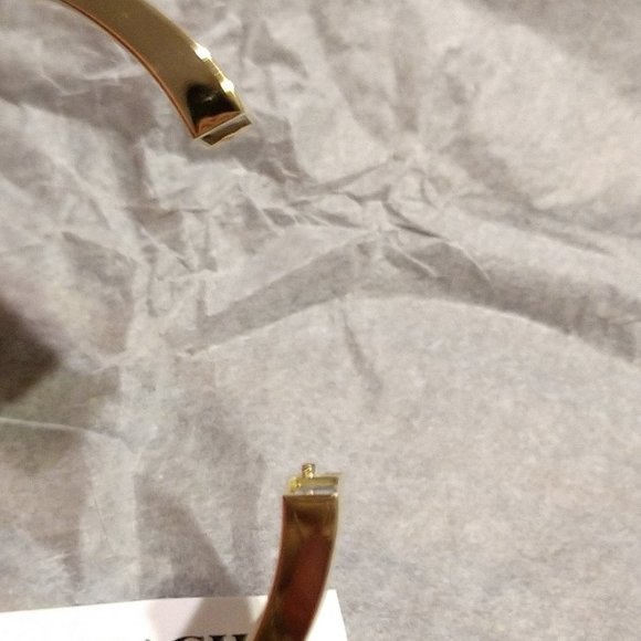 NWT Coach Signature Push Hinged Bangle - Picture 6 of 7